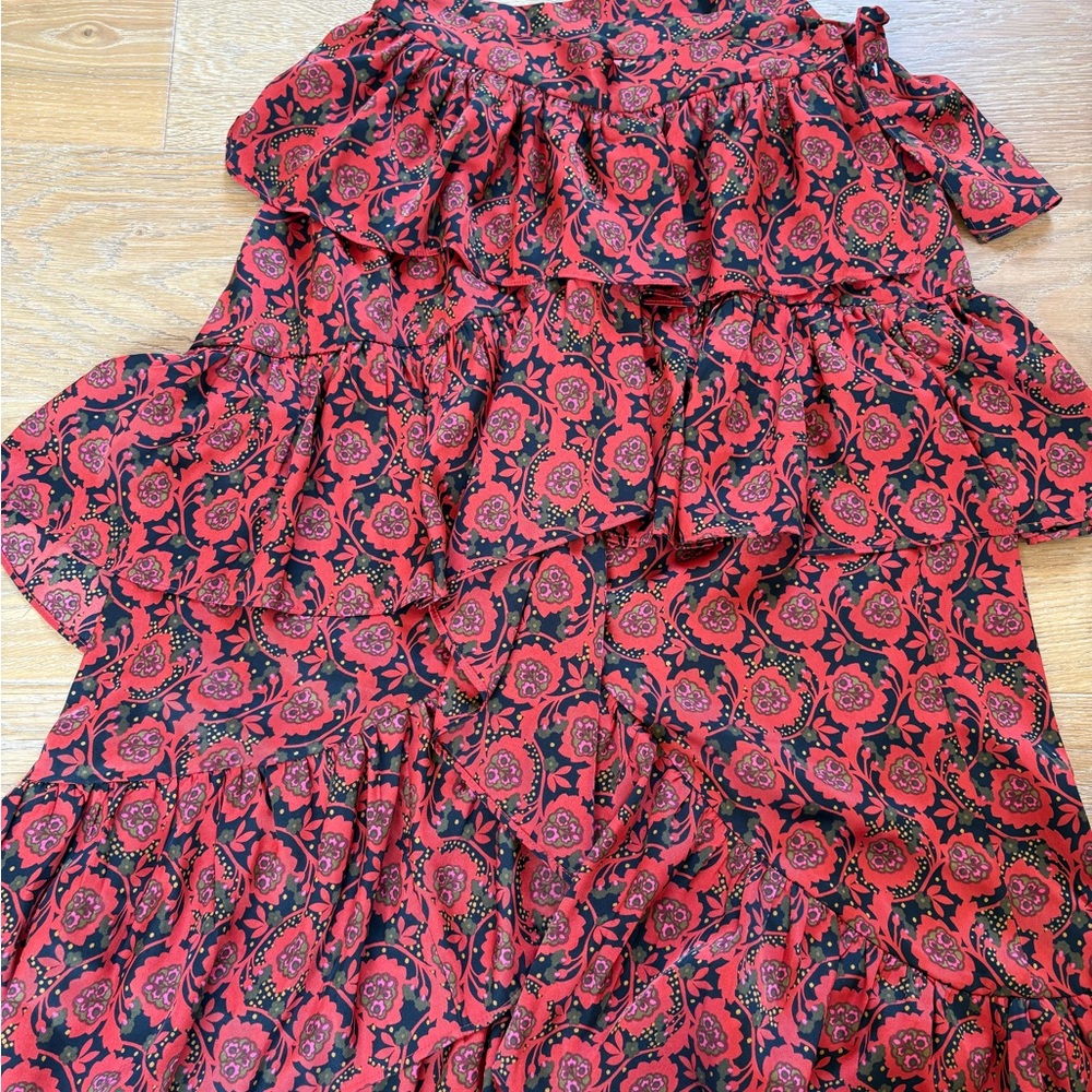 1. State Red and Black Floral Patterned Top